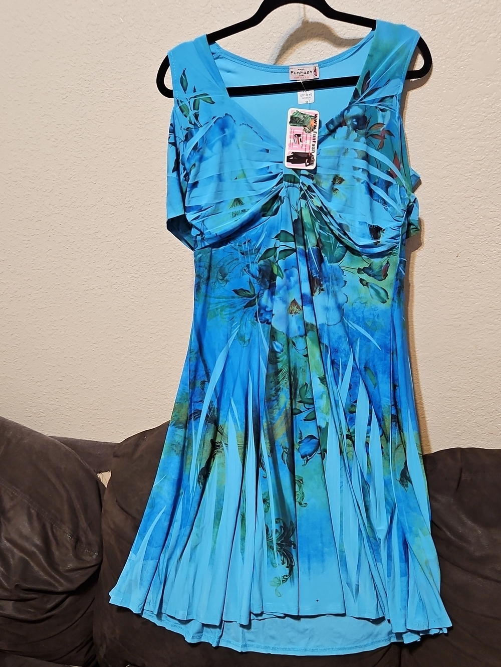 FunFash Aqua Blue Cold Shoulder Floral Pleated Tunic